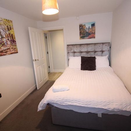 Holden Court Apartments - Apt 3 West Drayton  Luaran gambar