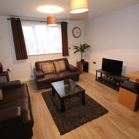 Holden Court Apartments - Apt 3 West Drayton  Luaran gambar