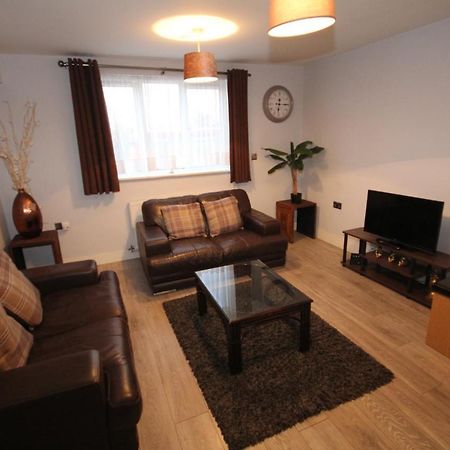 Holden Court Apartments - Apt 3 West Drayton  Luaran gambar