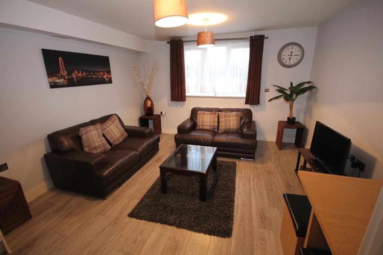 Holden Court Apartments - Apt 3 West Drayton  Luaran gambar